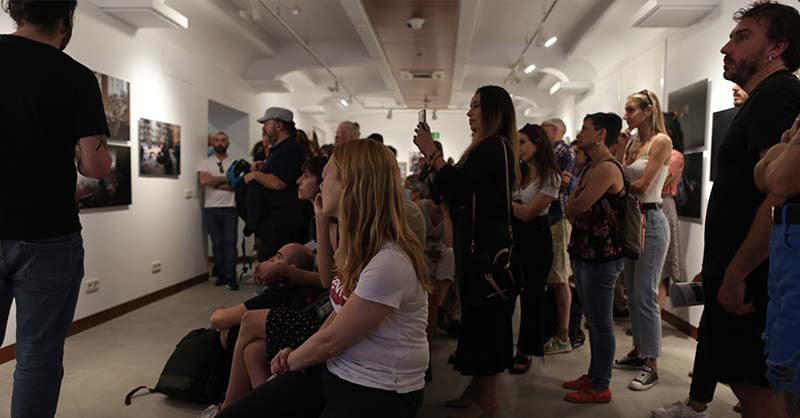 ‘La vida en una maleta’: 56 imágenes para reflexionar sobre la población desplazada por la guerra en Ucrania