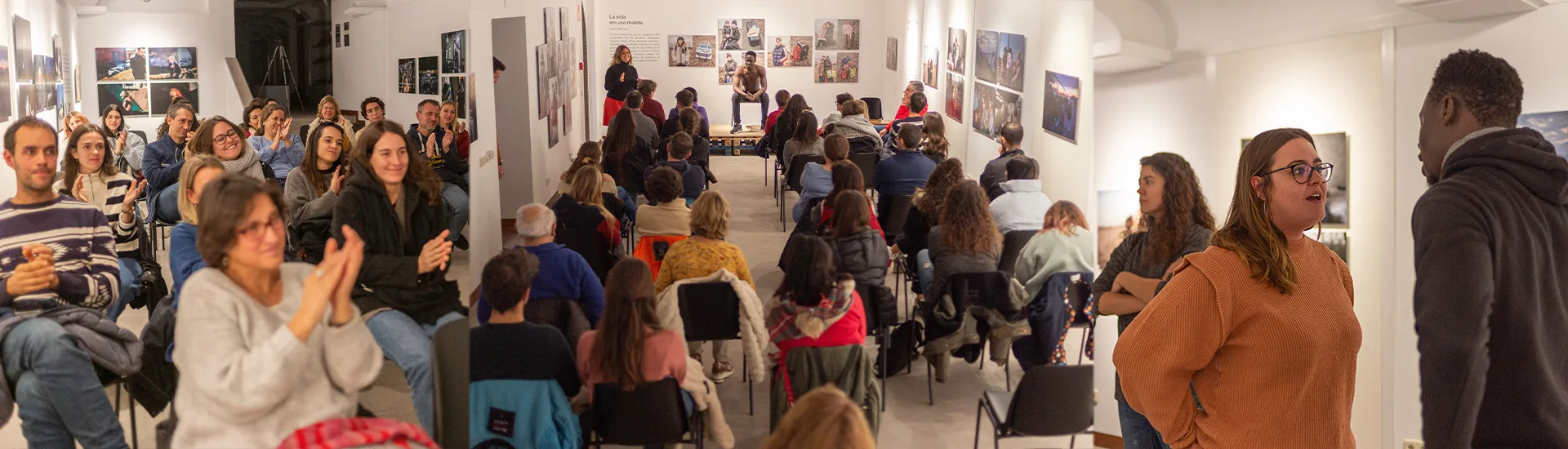'La vida en una maleta' cierra con una emotiva tarde de teatro y reflexión en el Museo Misiones Salesianas