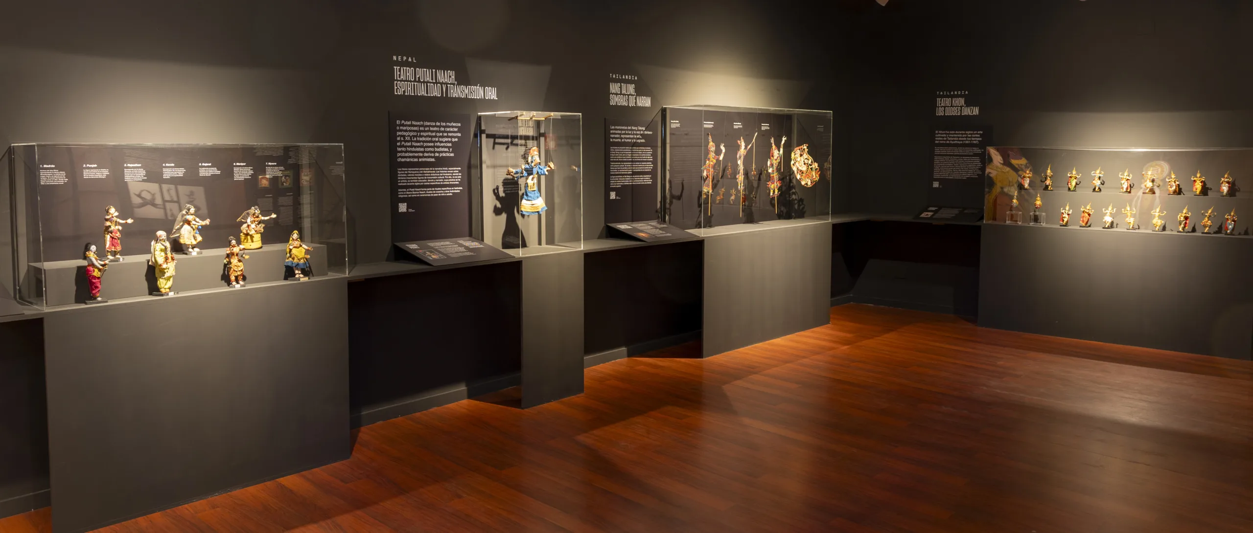 6. galeria de imagenes fotos sala exposicion materia y gestualidad