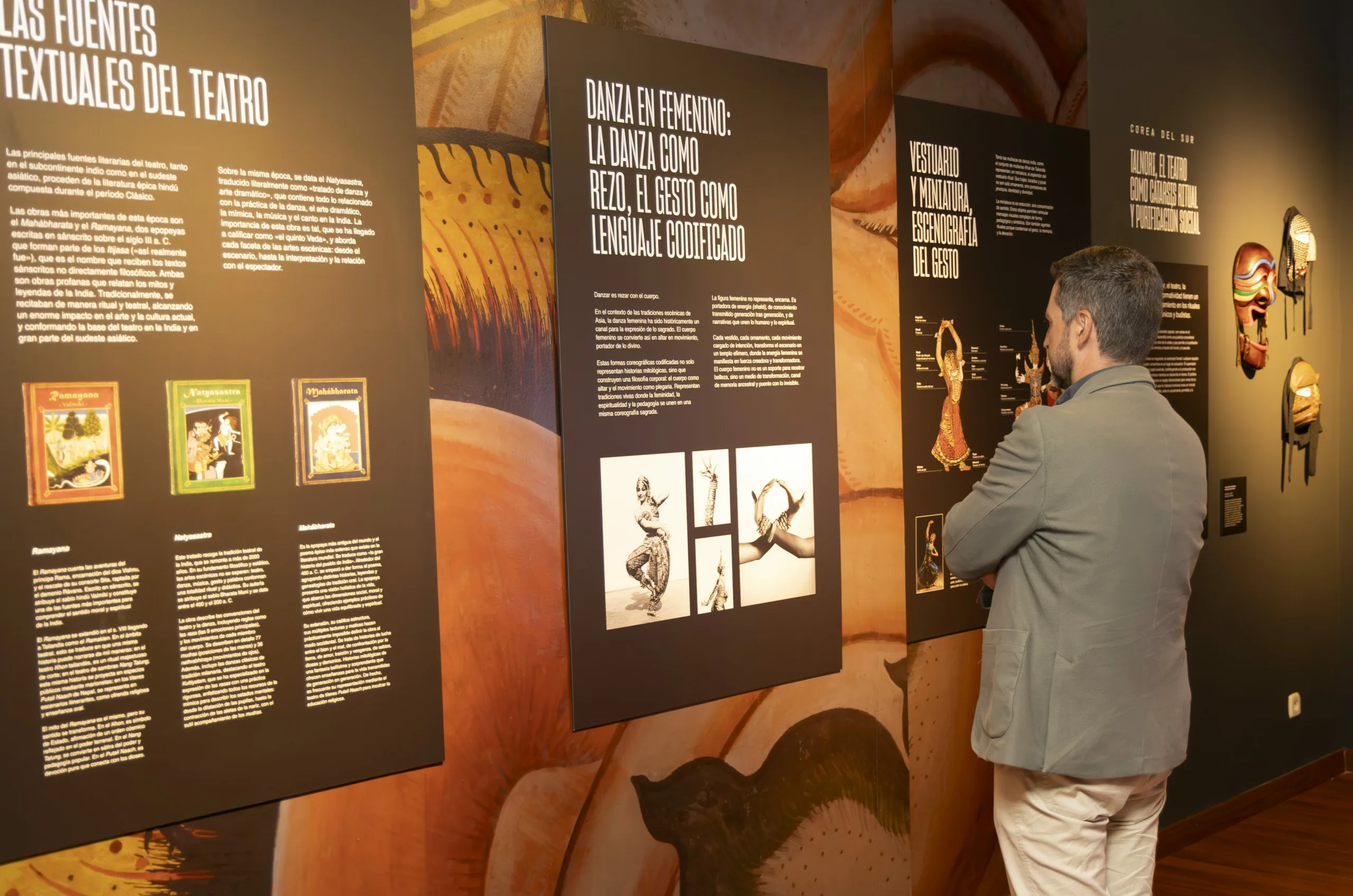 9. galeria de imagenes fotos sala exposicion materia y gestualidad